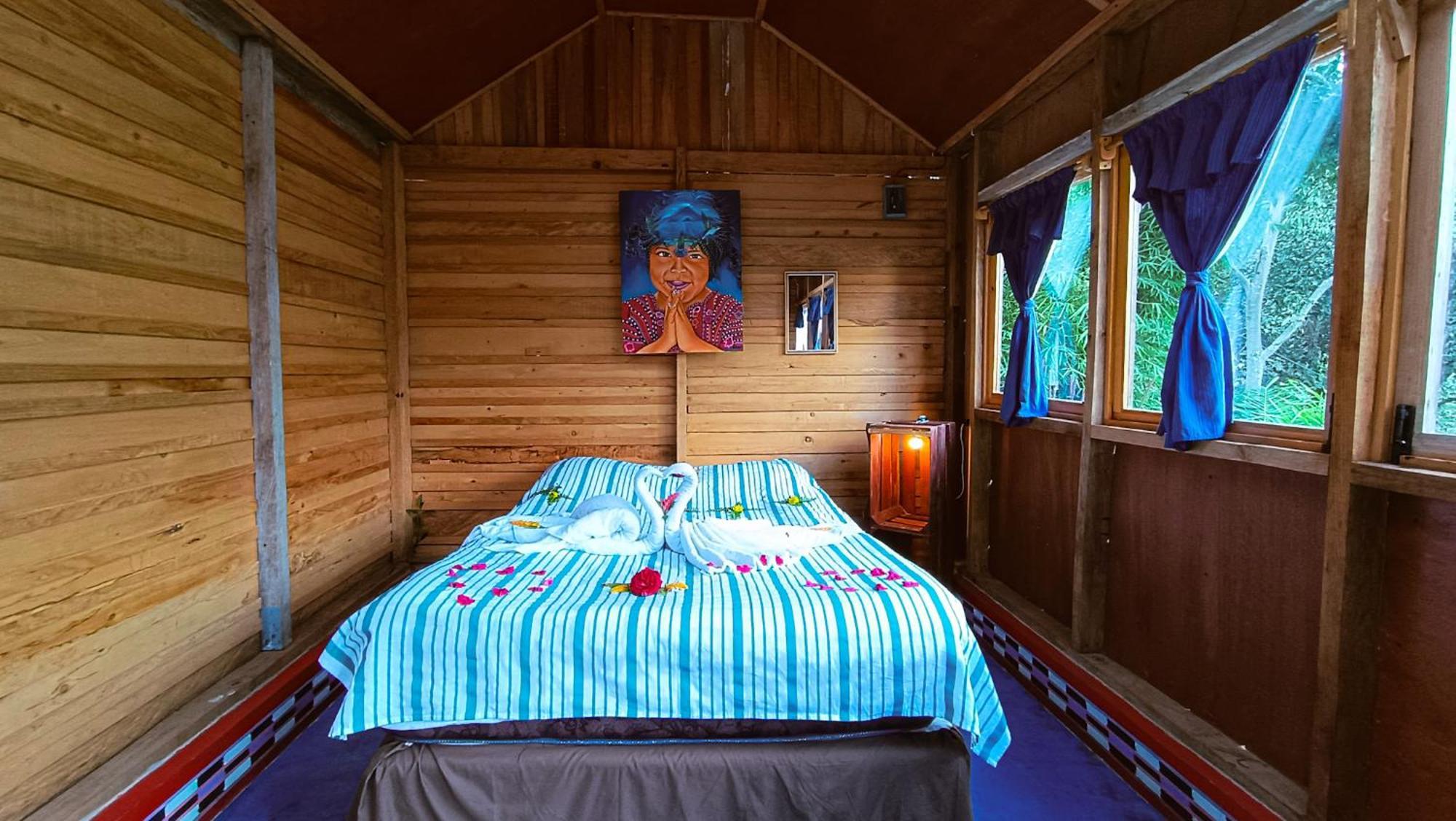 Eco-Hotel Mayachik San Juan La Laguna Bagian luar foto